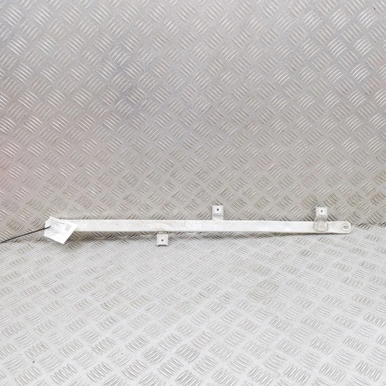 Muu kereosa 9J1825137