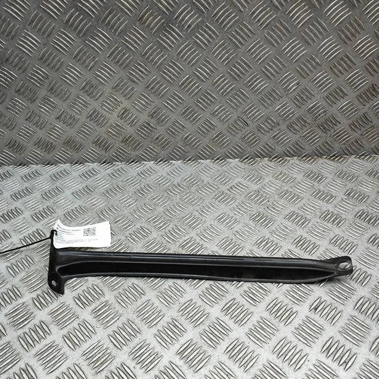 Other body part A2136280224