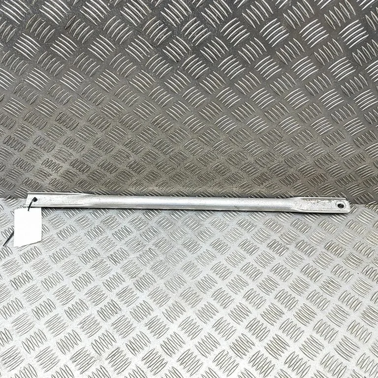 Muu kereosa A2056280724