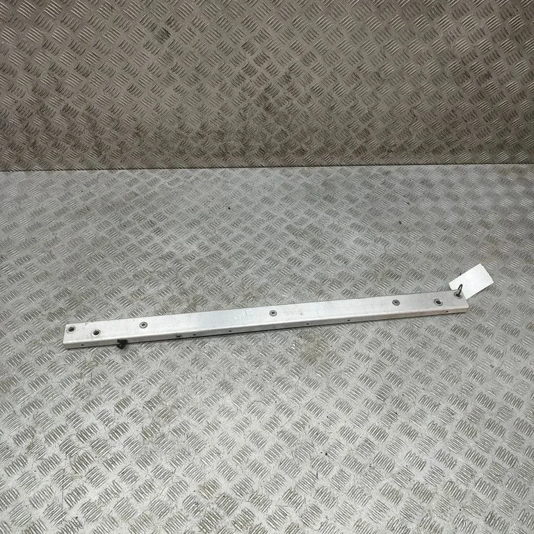 Muu kereosa 9J1806303