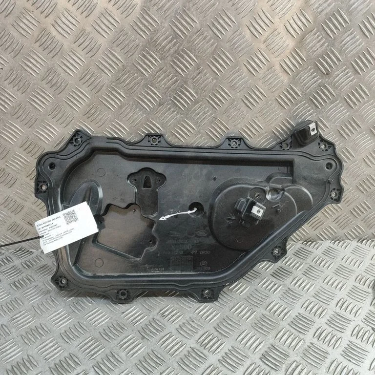 Muu kereosa J9D321123AE