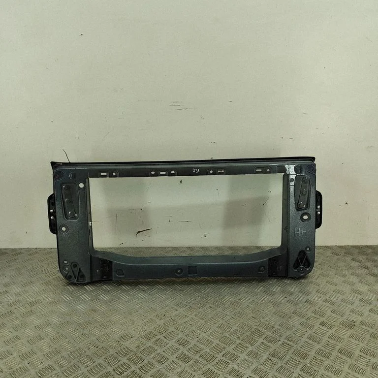 Other body part – Tesla Model Y (2020-)