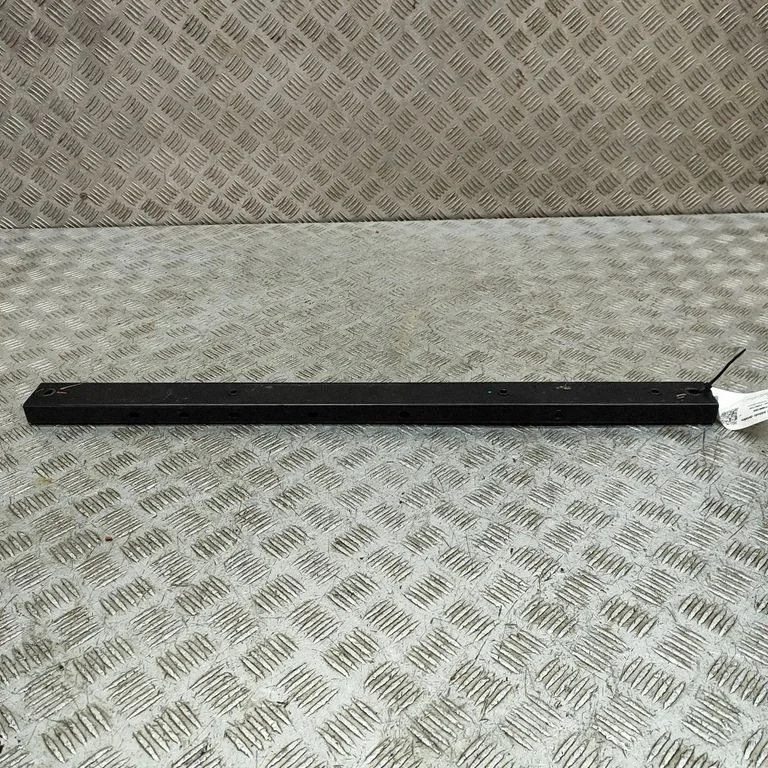 Muu kereosa EB5301960AU
