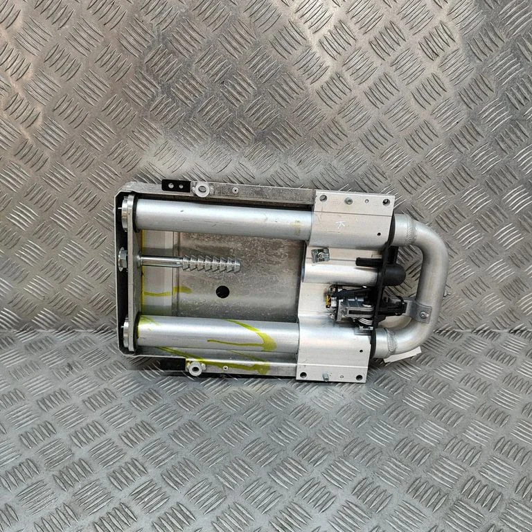 Other body part 6W83518C42AB