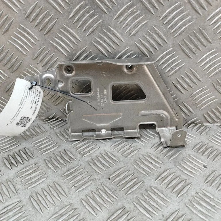 Muu kereosa 4M4907221