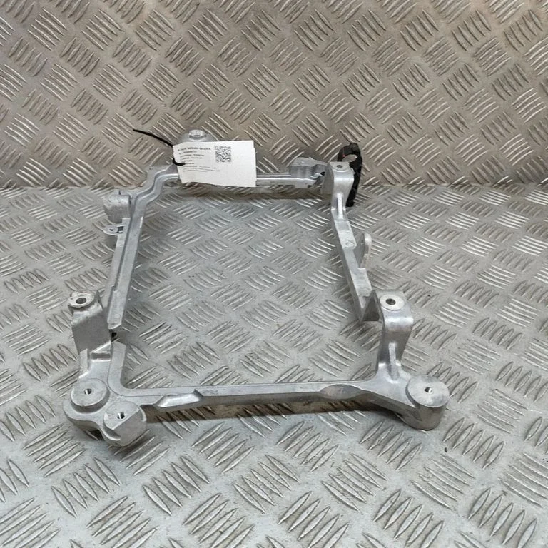 Other body part – Polestar 2 (2020-)