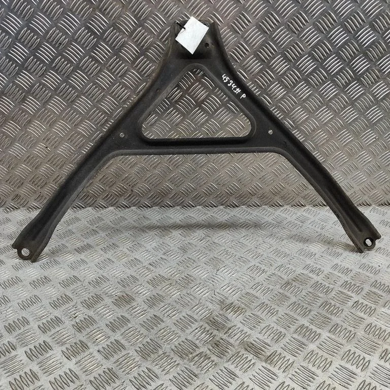 Other body part – Lexus GS 250 350 300H 450H (2013-)