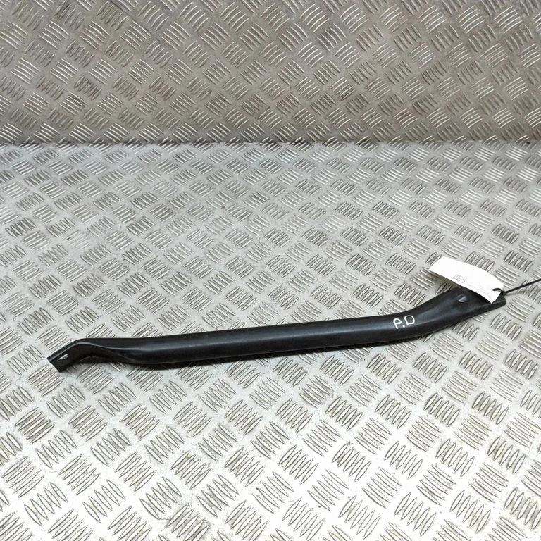 Muu kereosa 8R0805620