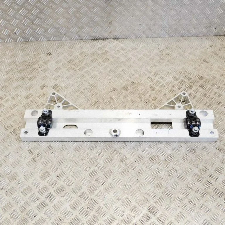Other body part – Chrysler Pacifica (2017-)