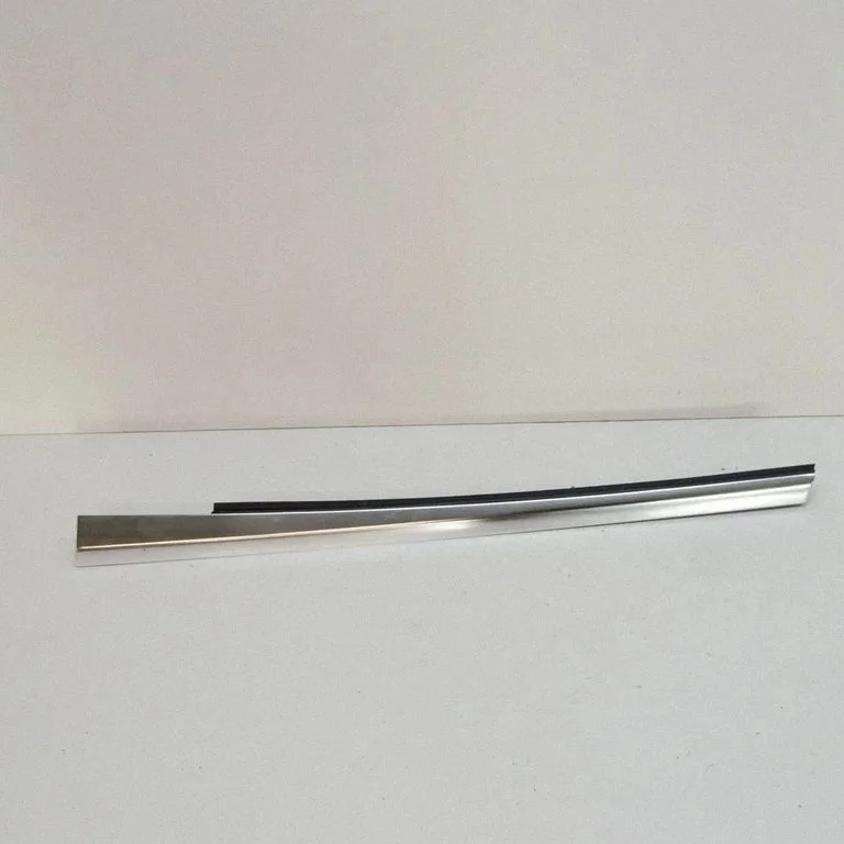 Inna część karoserii S69006631