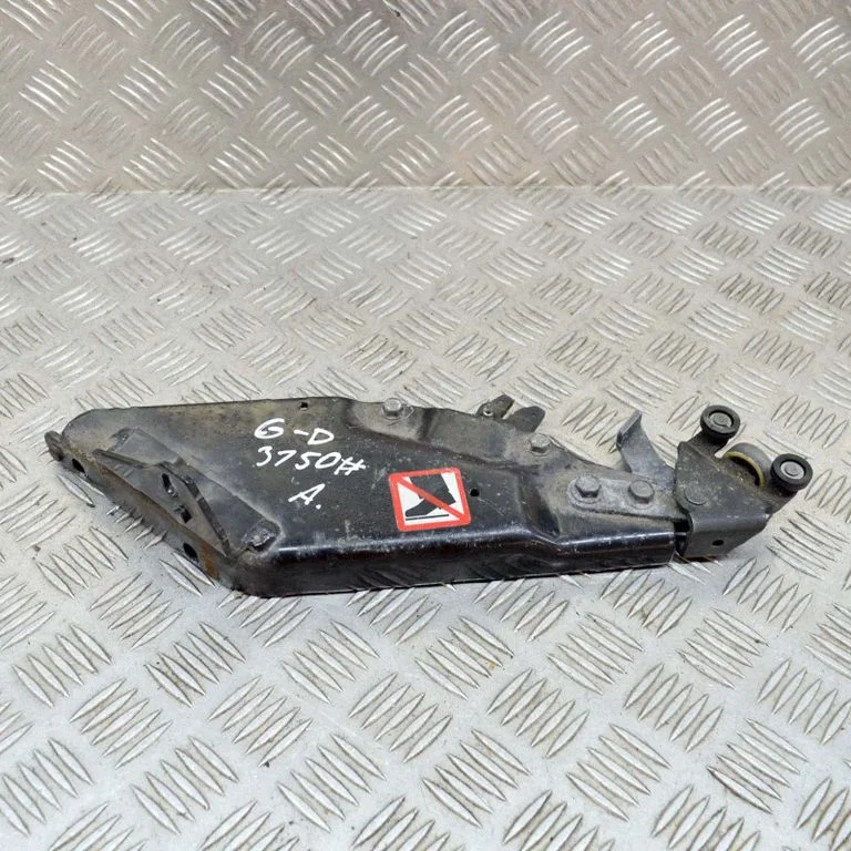 Other body part – Mazda 5 (2005-2010)