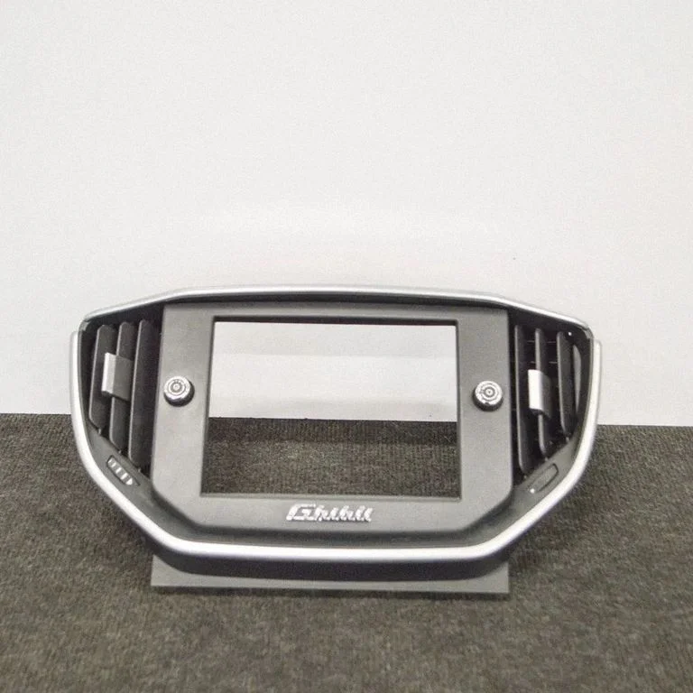 Radio/GPS head unit trim 6700190600