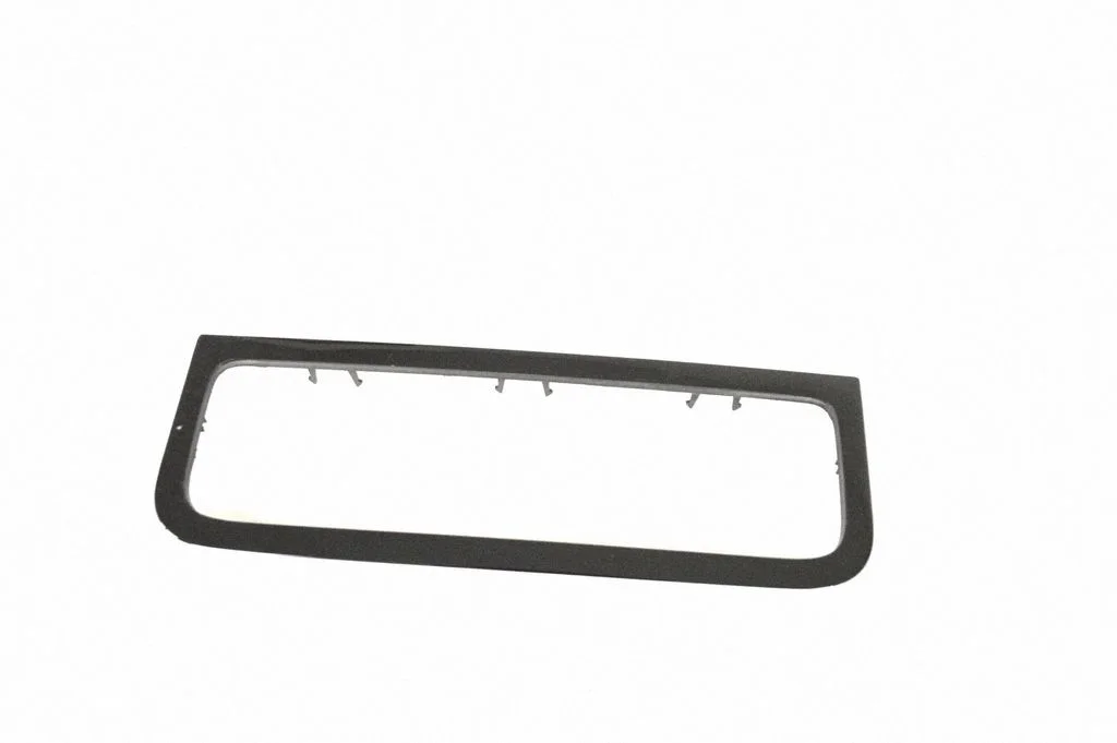 Radio/GPS head unit trim – Volkswagen Touareg II (2010-2018)