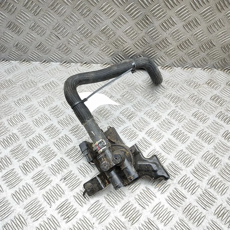 Coolant heater EM2E8101940