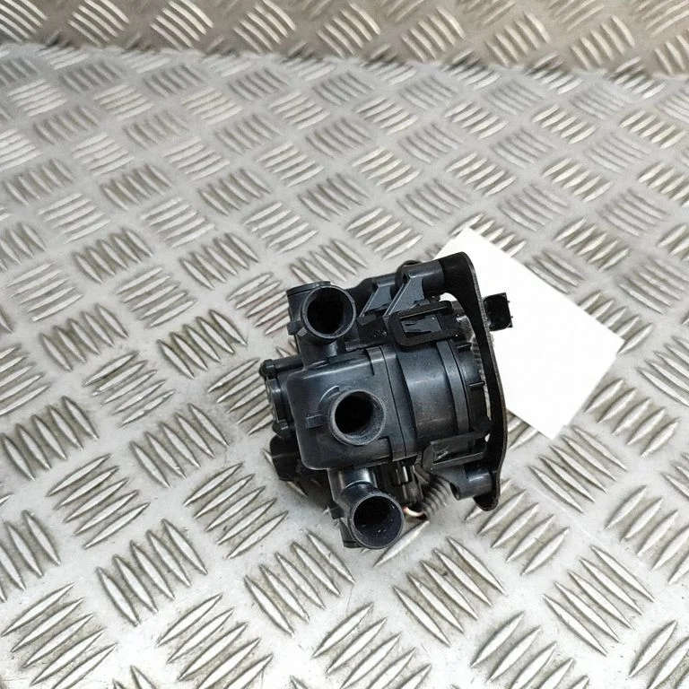 Coolant heater – Lexus RX 450H (2016-)
