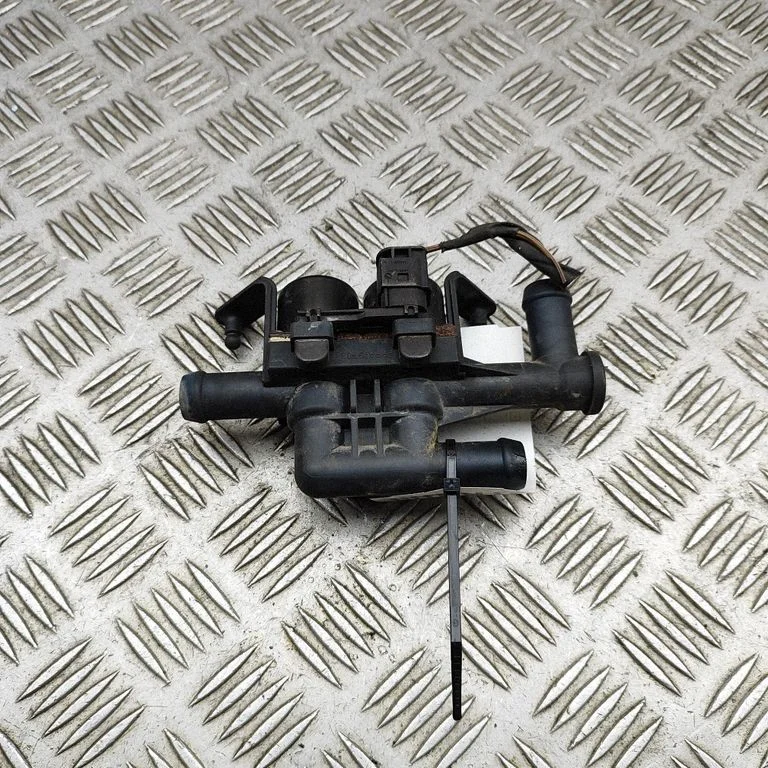 Coolant heater – BMW 5 Series F10 F11 (2009-2016)