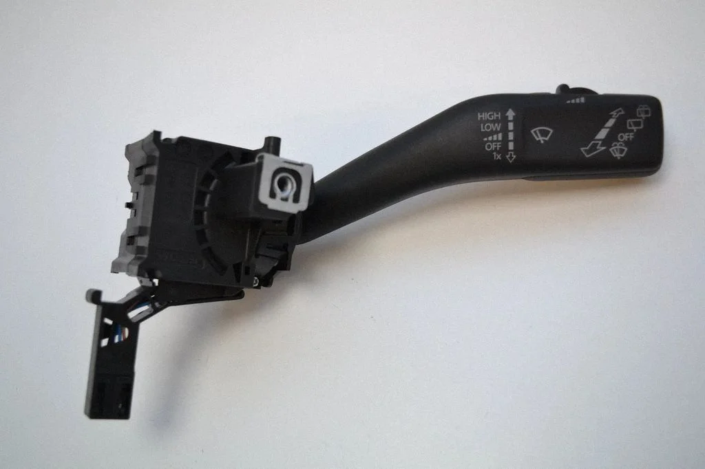 Indicator stalk – Audi A3 S3 8P (2003-2012)