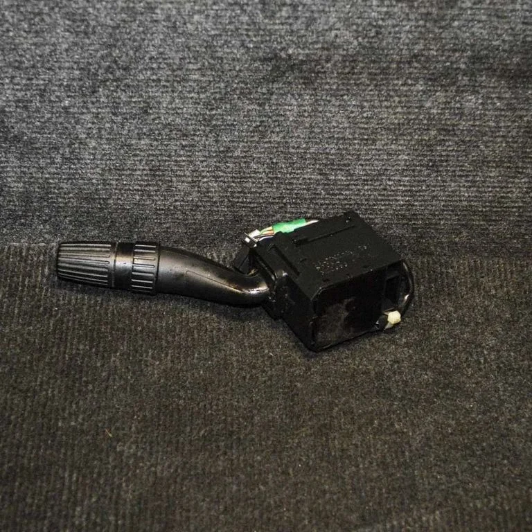 Indicator stalk – Honda Accord (2003-2007)