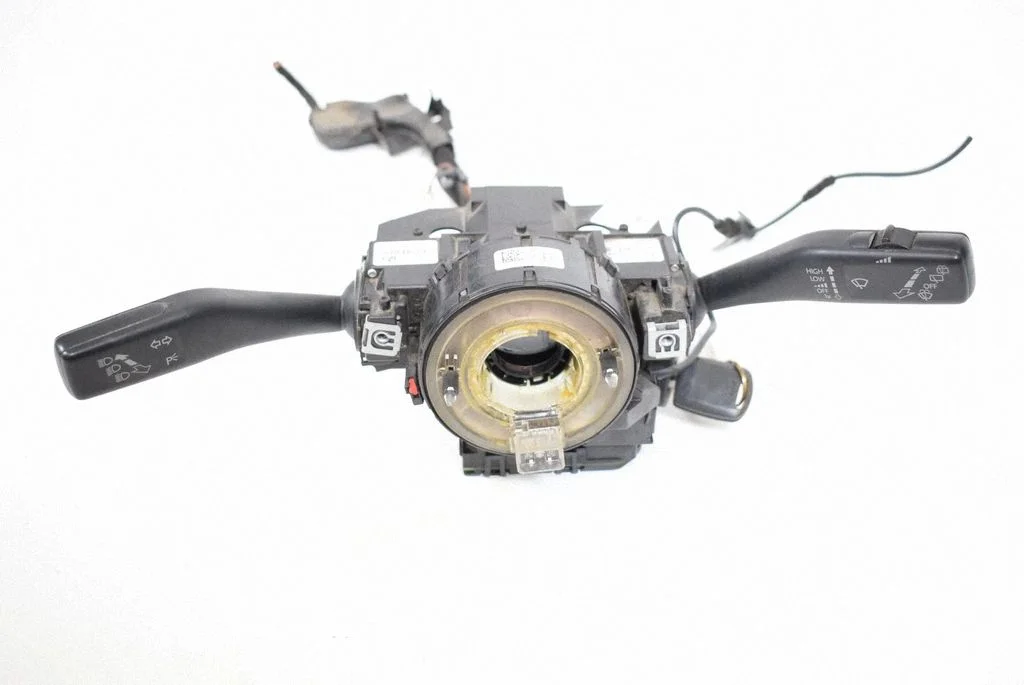 Indicator stalk – Skoda Octavia Mk2 (1Z) (2004-2013)