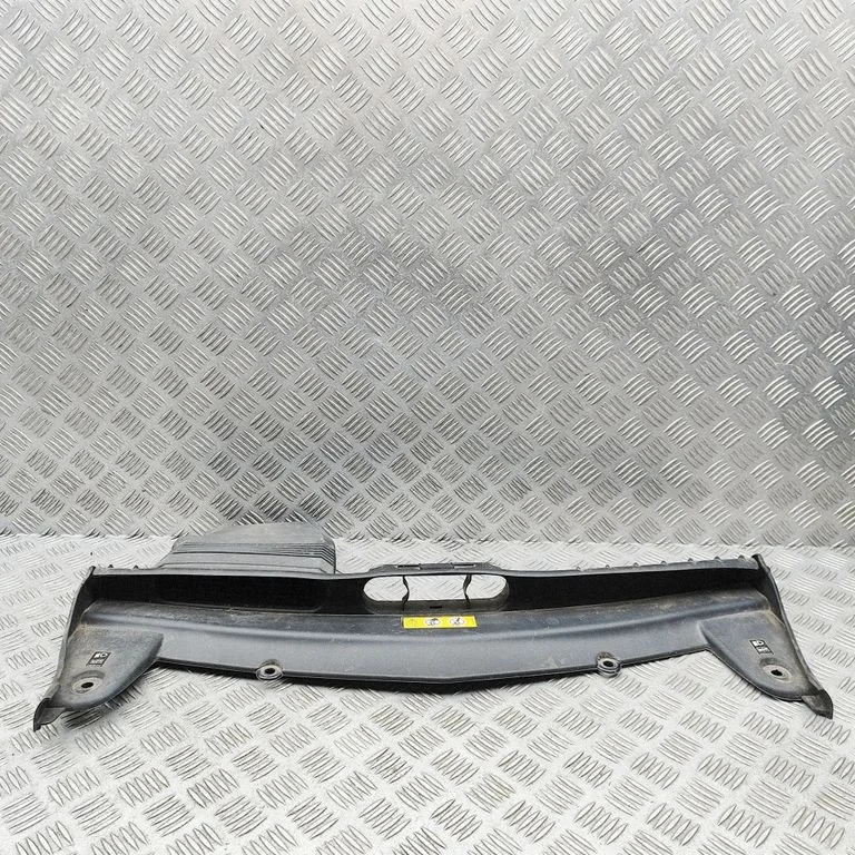 Radiatoru apdare A2135003000