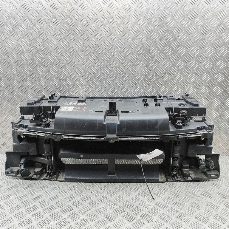 Osłona chłodnic 620323592R – Smart ForTwo III C453 (2014-)