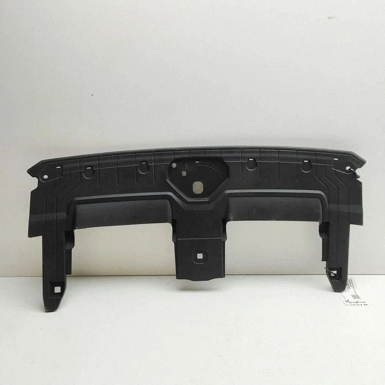 Radiatoru apdare 4M8807081C