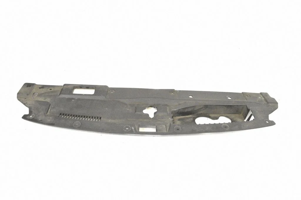 Radiator trim 7450A753