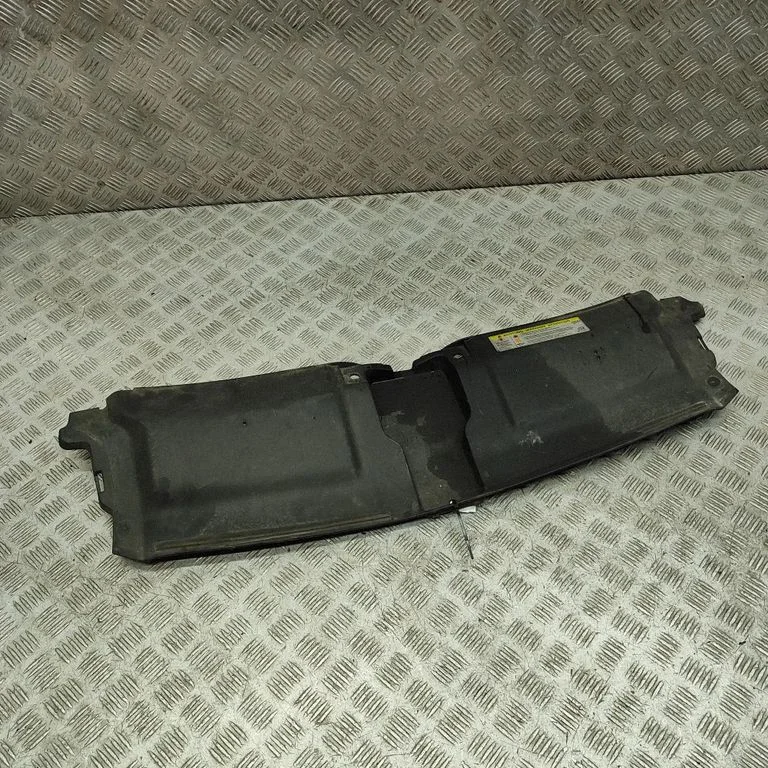 Radiator trim 4G8807081B