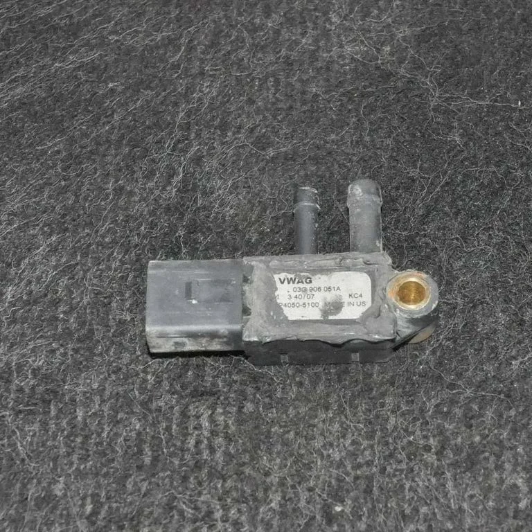 Exhaust gas pressure sensor – Volkswagen Transporter - Caravelle T5 (2003-2015)