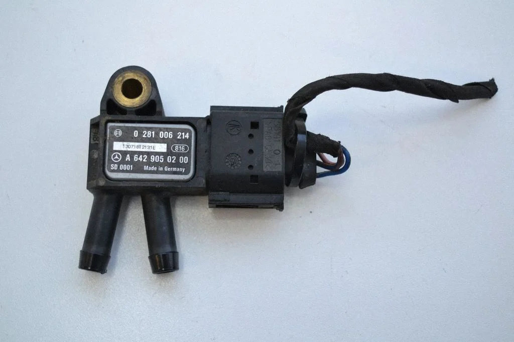 Exhaust gas pressure sensor – Mercedes-Benz Sprinter W906 (2006-2018)
