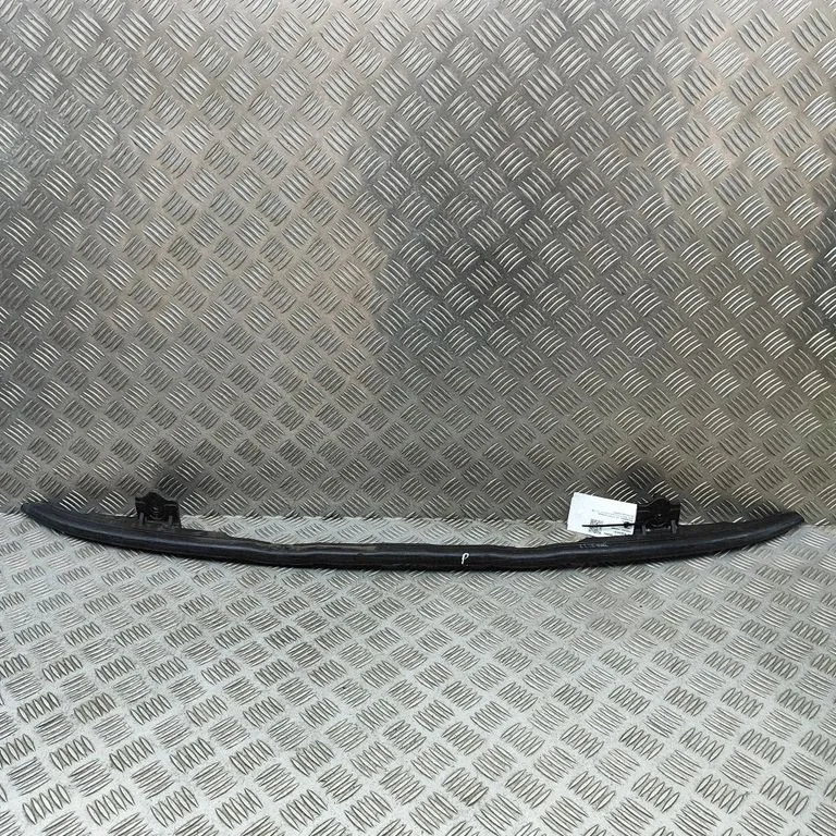 Aizmugurējā bufera pastiprinājums 86570D4000