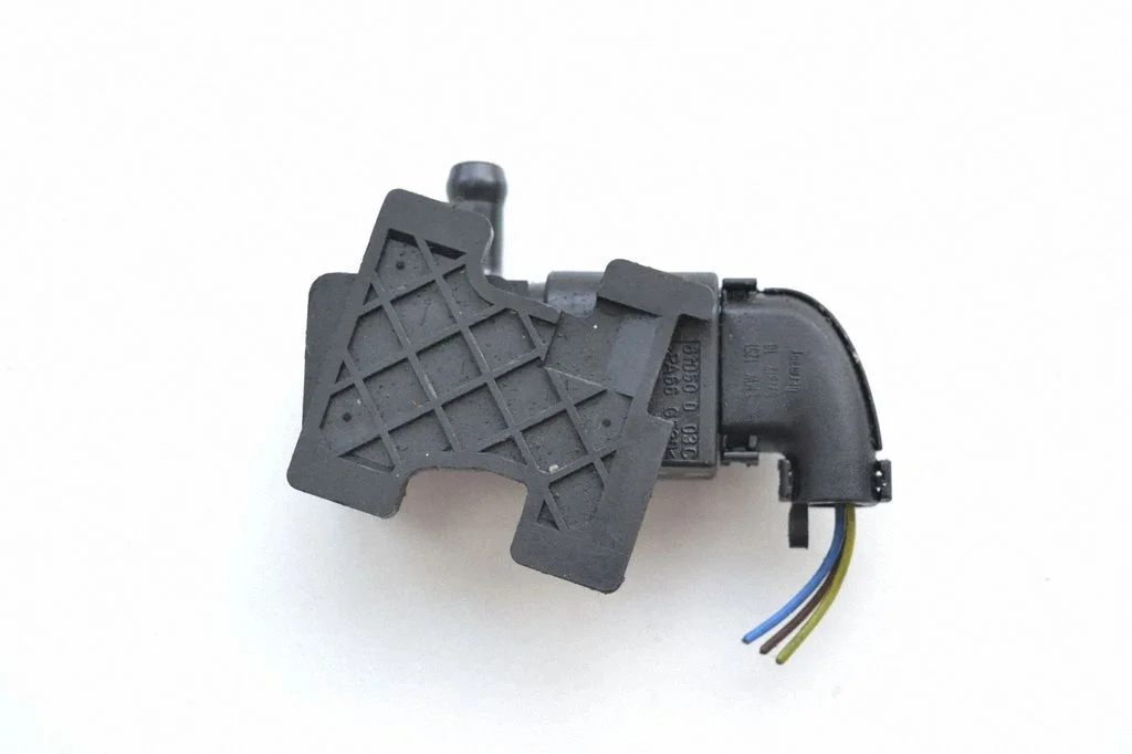 Exhaust gas pressure sensor – BMW 3 Series E92 E93 (2005-2014)
