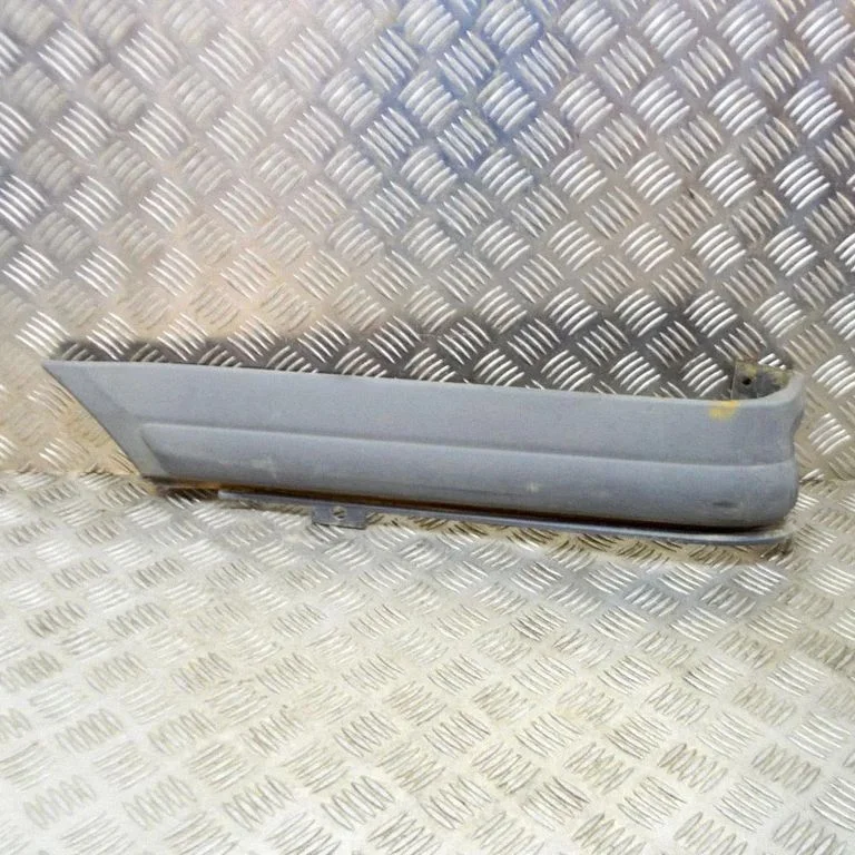 Aizmugurējā bufera apdares līste – Ford Transit - Tourneo Connect (2003-2008)