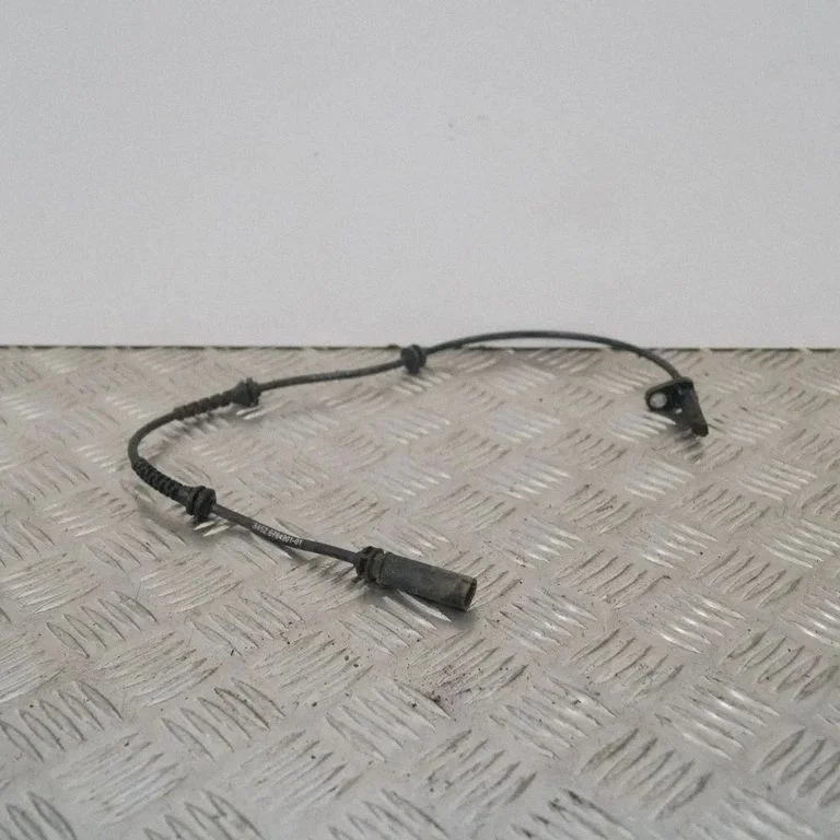 Czujnik ABS tylny – BMW Seria 6 F12 F13 (2010-2018)