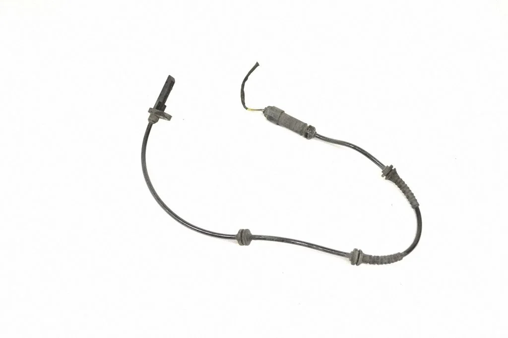 Aizmugurējais bremžu ABS devējs 0265008232