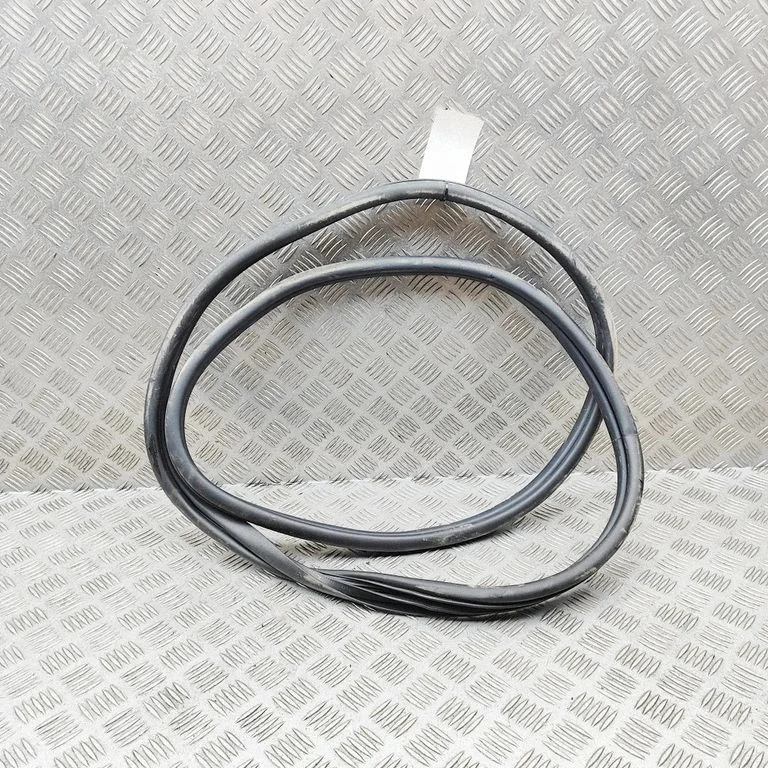 Tagaukse tihend 83110CU000
