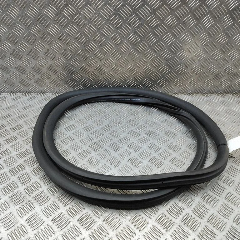 Rubber seal rear door – Peugeot 508 II (2018-)