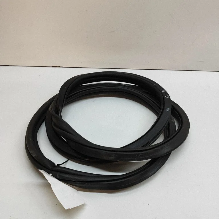 Rubber seal rear door 2GA867914B