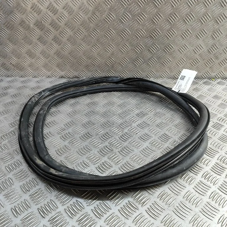 Rubber seal rear door 11A867914B