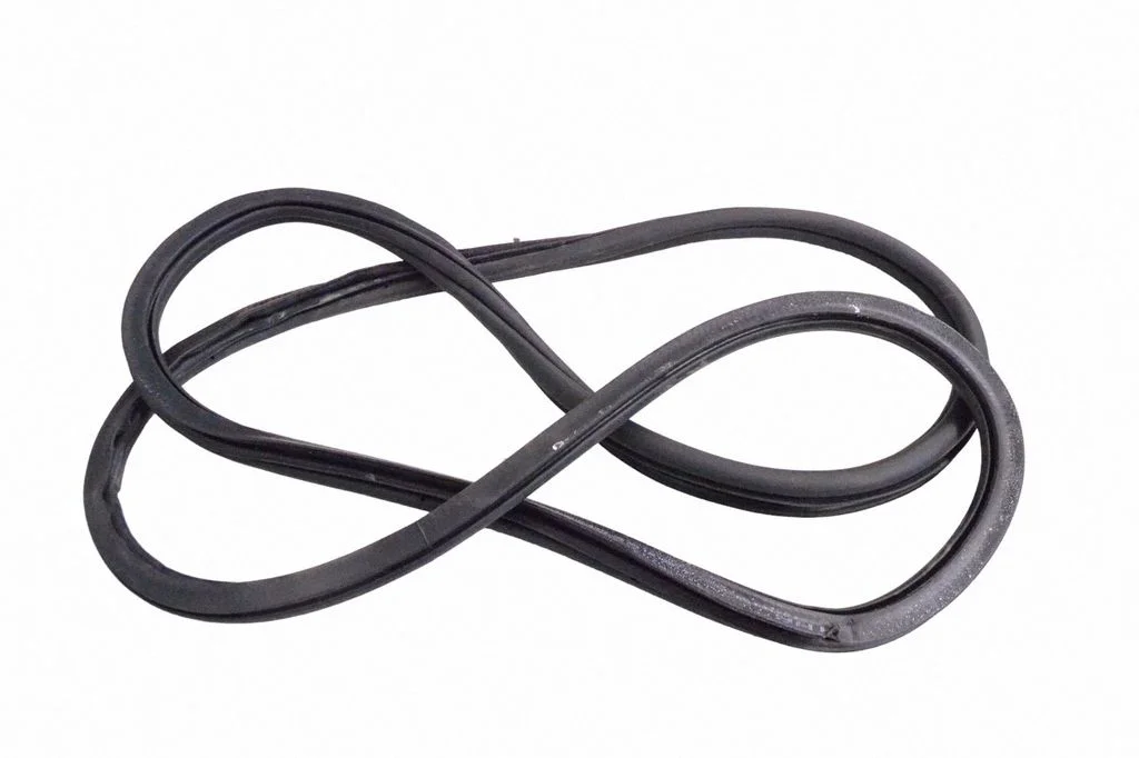 Rubber seal rear door 5G6867914B