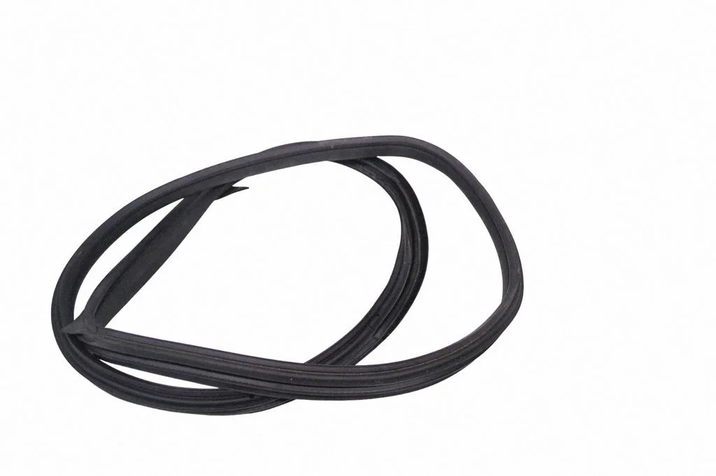 Rubber seal rear door – right