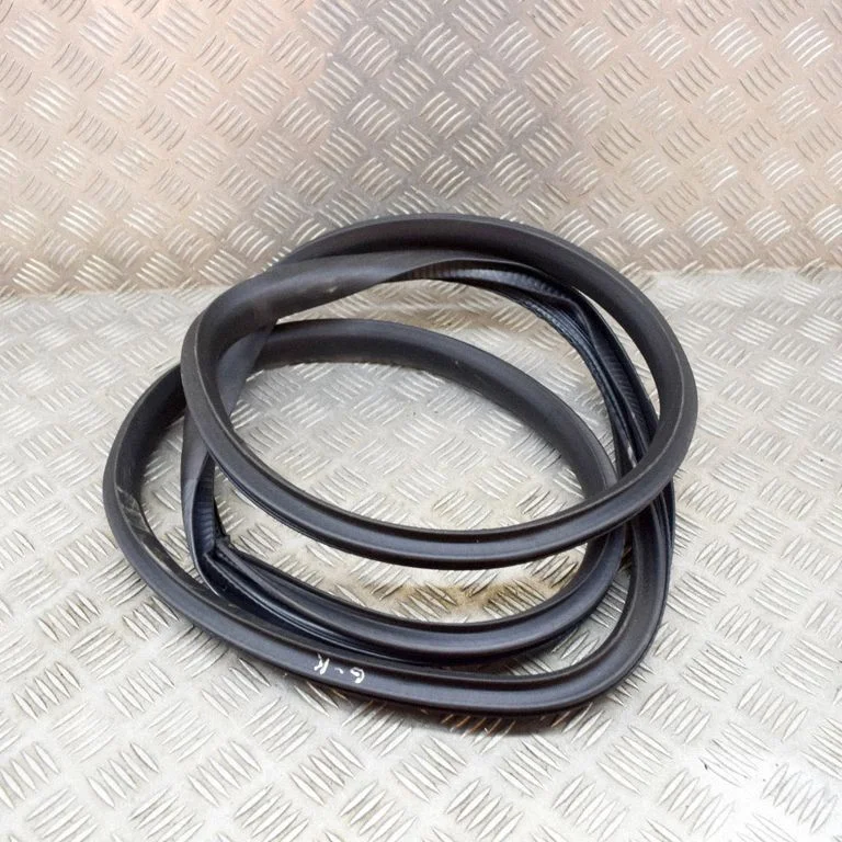 Rubber seal rear door 149767500B