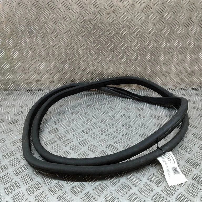 Rubber seal rear door A2226970351