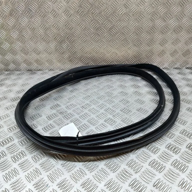 Rubber seal rear door A2226970351