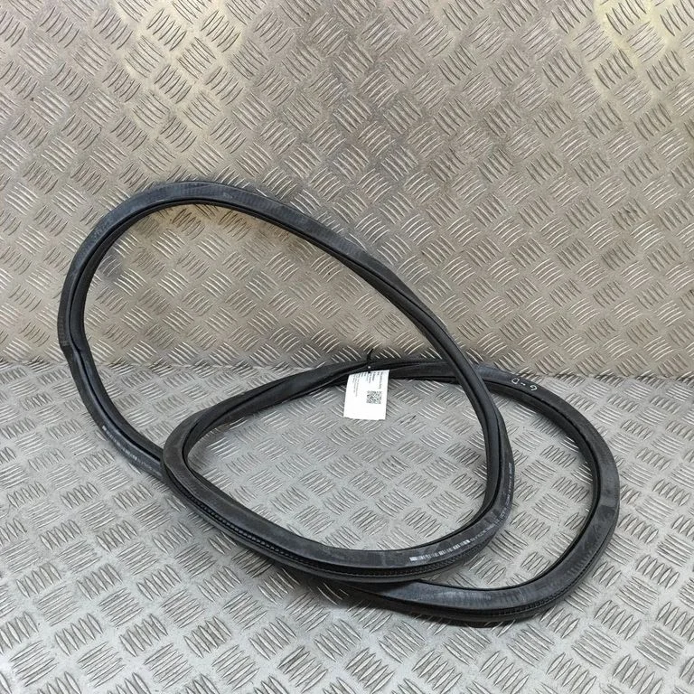 Rubber seal rear door – Audi Q4 e-tron (2021-)