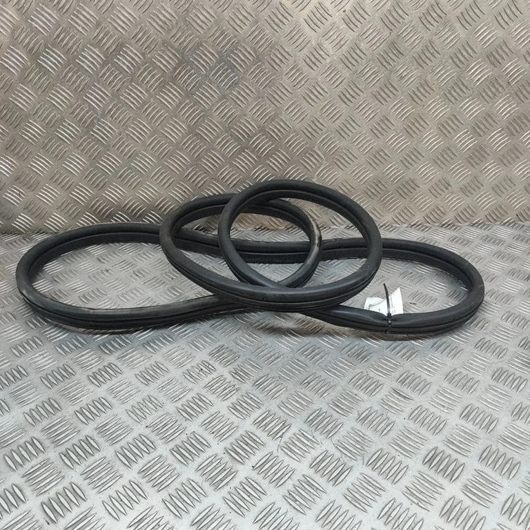 Tagaukse tihend 83140R2000