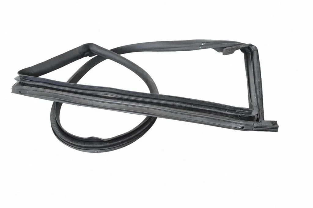 Rubber seal rear door – right
