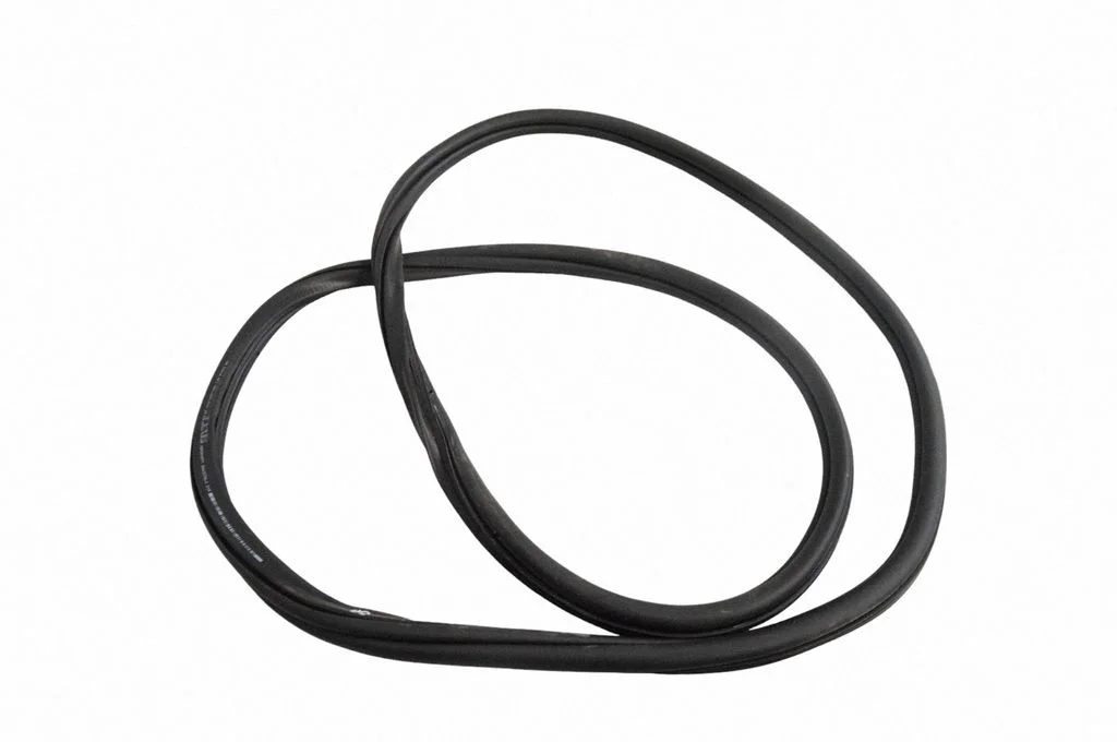 Rubber seal rear door 5H4867914