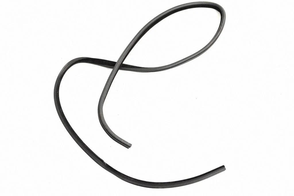 Tagaukse tihend – vasak