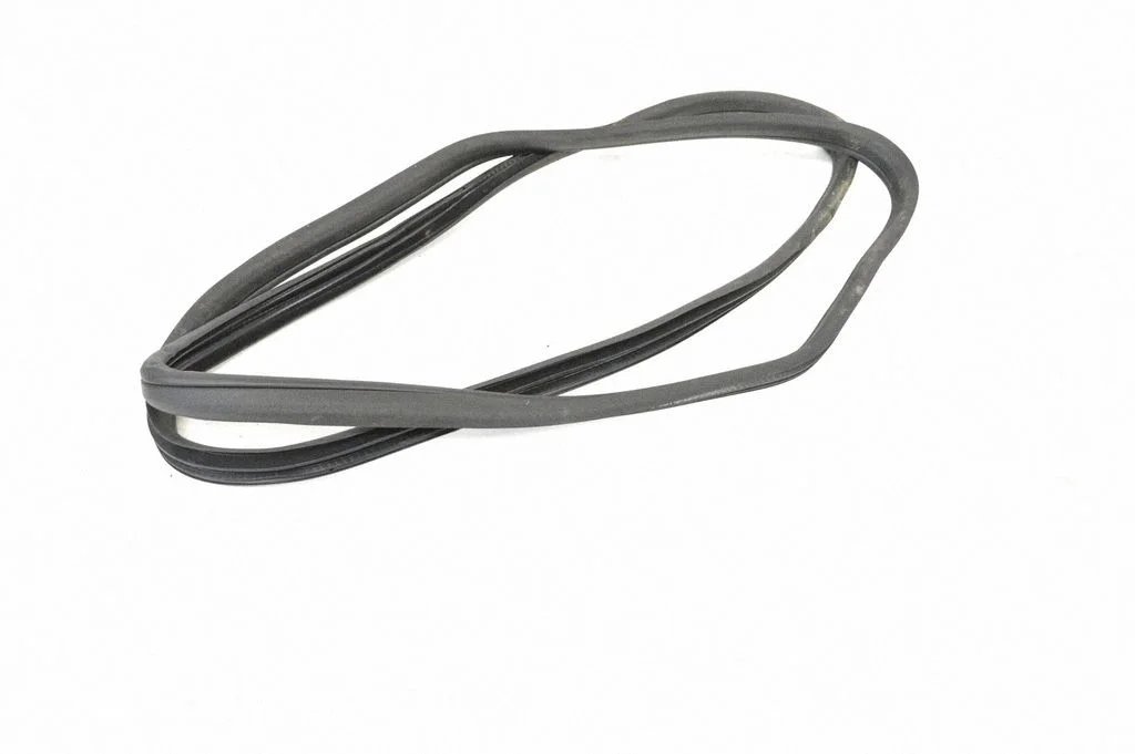 Tagaukse tihend – Mercedes-Benz GLK-klass (X204) (2008-2016)